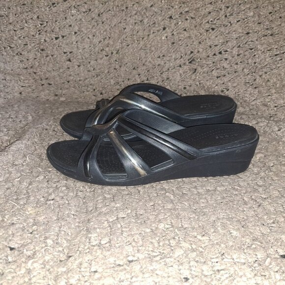 CROCS-Sanrah Metalblock Strappy Wedge Sandals-Black/Silver-Sz 10-NWOB - Picture 2 of 7